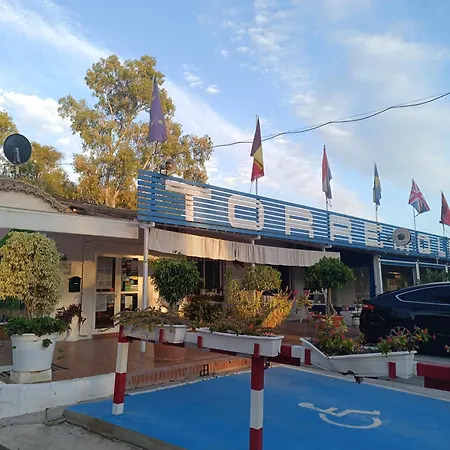 Camping Torremolinos 3* טורמולינוס